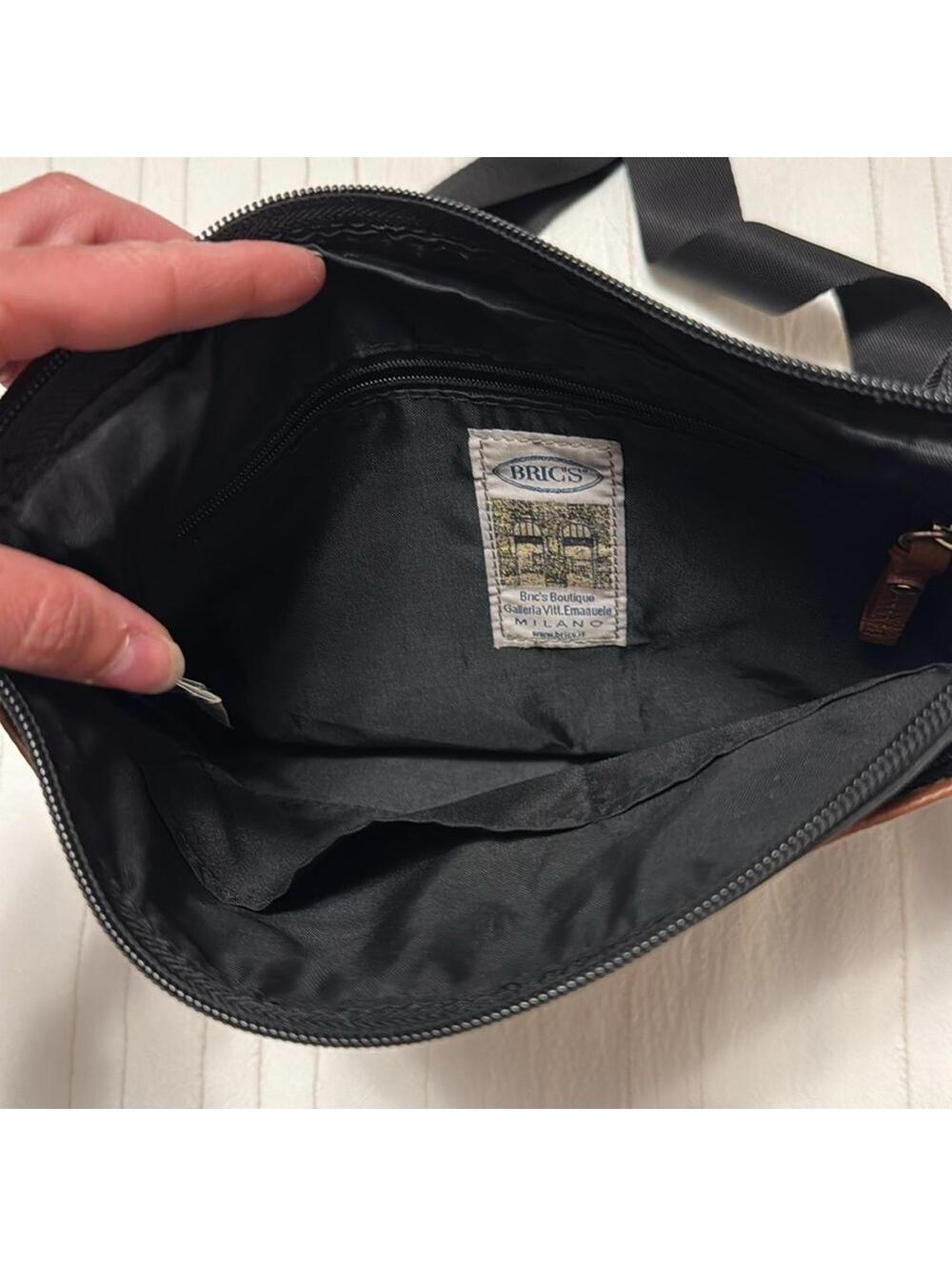 Bric's Milano Black Nylon Leather Trim Crossbody Bag 5-Pocket Zip Top Adjustable - Picture 4 of 7
